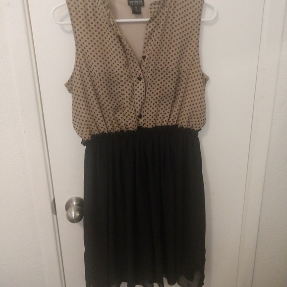 Enfocus Studio Dresses & Skirts - En Focus Polka Dot Two Tone Dress